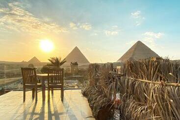 هتل Atlantis Pyramids Inn