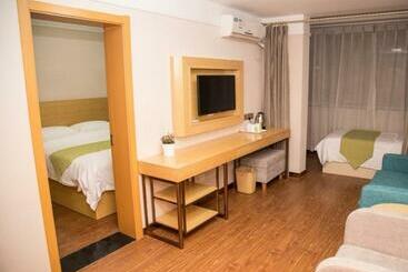هتل Green Alliance Chengde City Shuangqiao District Summer Resort