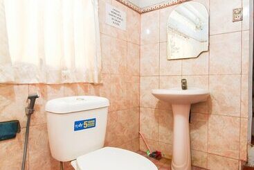 هتل Oyo 3180  Rian Cottage