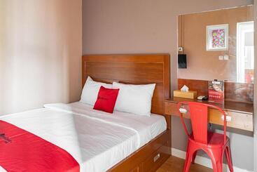 پانسیون Reddoorz Hostel Near Ltc Glodok