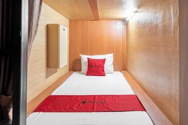 پانسیون Reddoorz Hostel Near Ltc Glodok