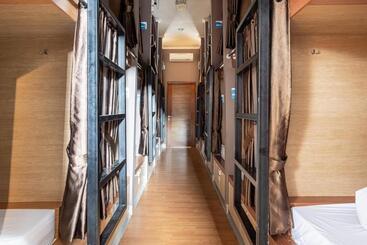 پانسیون Reddoorz Hostel Near Ltc Glodok
