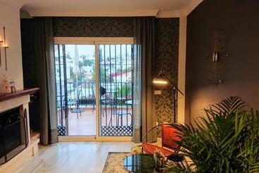 پانسیون Carmen Rooms    Boutique B&b By The Sea