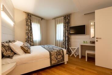 استراحتگاه Relais Althea Azienda Agrituristica
