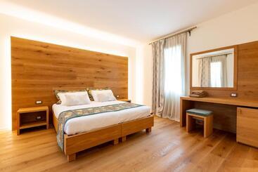 استراحتگاه Relais Althea Azienda Agrituristica