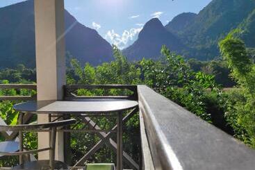 تختخواب و صبحانه Sunset Bungalows & Gh