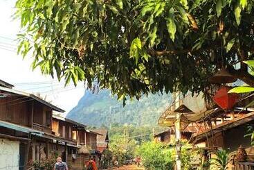 تختخواب و صبحانه Sunset Bungalows & Gh