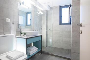 هتل Kn Ionian Suites