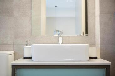 هتل Kn Ionian Suites