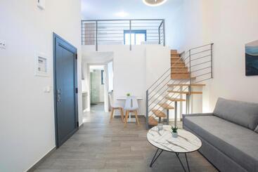 هتل Kn Ionian Suites
