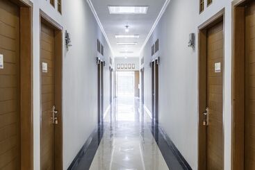 هتل Oyo 2072 Wisma Teratai