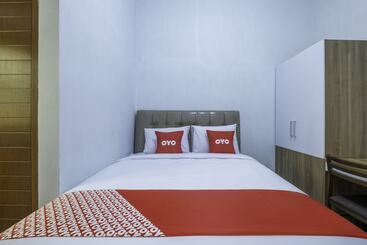 هتل Oyo 2072 Wisma Teratai