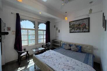 پانسیون Boraj Haveli Guest House