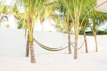 پانسیون Holiday Cottage Thoddoo, Maldives