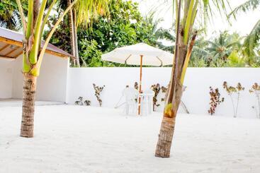 پانسیون Holiday Cottage Thoddoo, Maldives