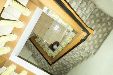 پانسیون Reddoorz @ Gatot Subroto Ende