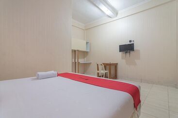 پانسیون Reddoorz Syariah Near Terminal Batu Ampar 2