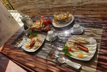 پانسیون Solace Resort Ella
