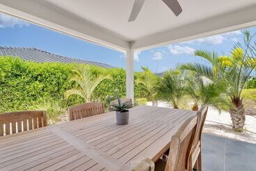 استراحتگاه Grand Windsock Bonaire