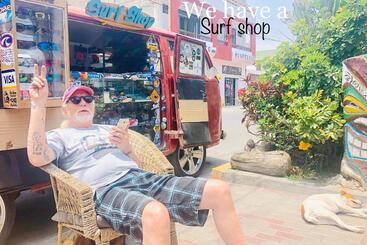 Surf Hostel My Friends