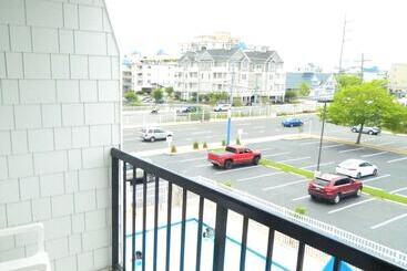 هتل Best Western Plus Ocean City