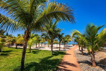 هتل Bungalows & Suites Punta Camarón