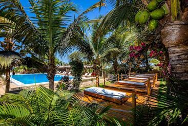هتل Bungalows & Suites Punta Camarón