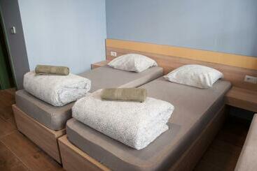 Ura Hostel