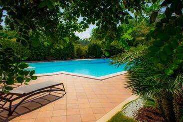 B&b Valleluna