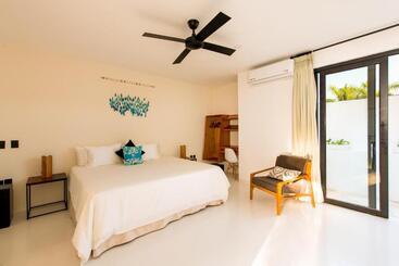 Avela Boutique - Sayulita