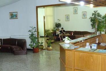 هتل Briz 3 Free Parking