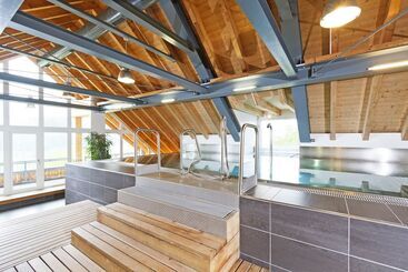 Hotelli Hirschen Guesthouse   Village