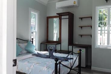 هتل Sky Cottage Bungalow