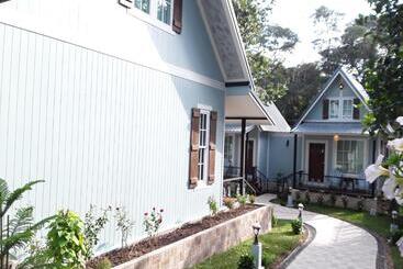 هتل Sky Cottage Bungalow