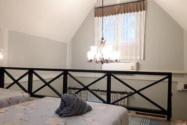 هتل Sky Cottage Bungalow