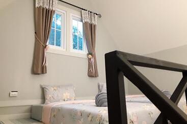 هتل Sky Cottage Bungalow