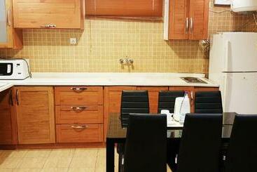 Manazel Al Hamra Apartment 2
