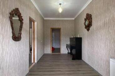 پانسیون Achela S Guesthouse