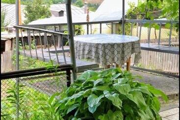 پانسیون Achela S Guesthouse