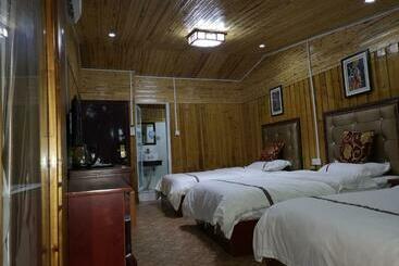 پانسیون Jiuqi Guest House