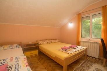 پانسیون Cicvaric Rooms