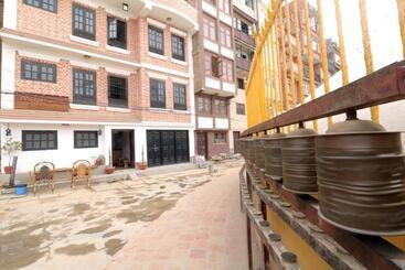پانسیون Easy Homes   Ashok Stupa