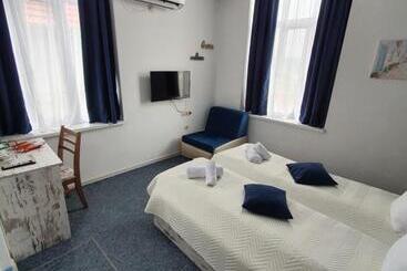 پانسیون Guest House Gurkov