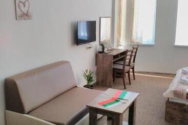 پانسیون Guest House Gurkov