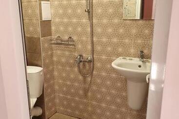 پانسیون Guest House Gurkov