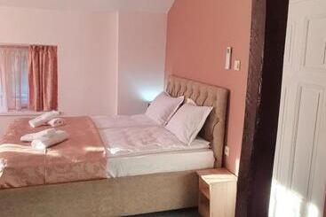 پانسیون Guest House Gurkov
