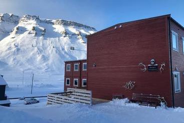 Haugen Pensjonat Svalbard