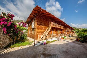 پانسیون Guest House Luiza
