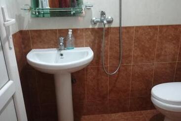 پانسیون Guest House Nadejda