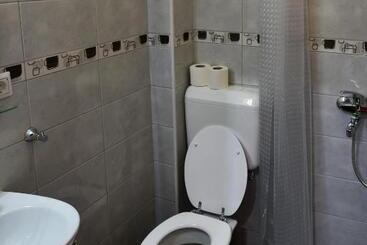 پانسیون Guesthouse Ušće